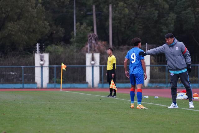 B体育官网-全运卫冕冠军遭遇天堑挑战 用德西混练打造唐家军